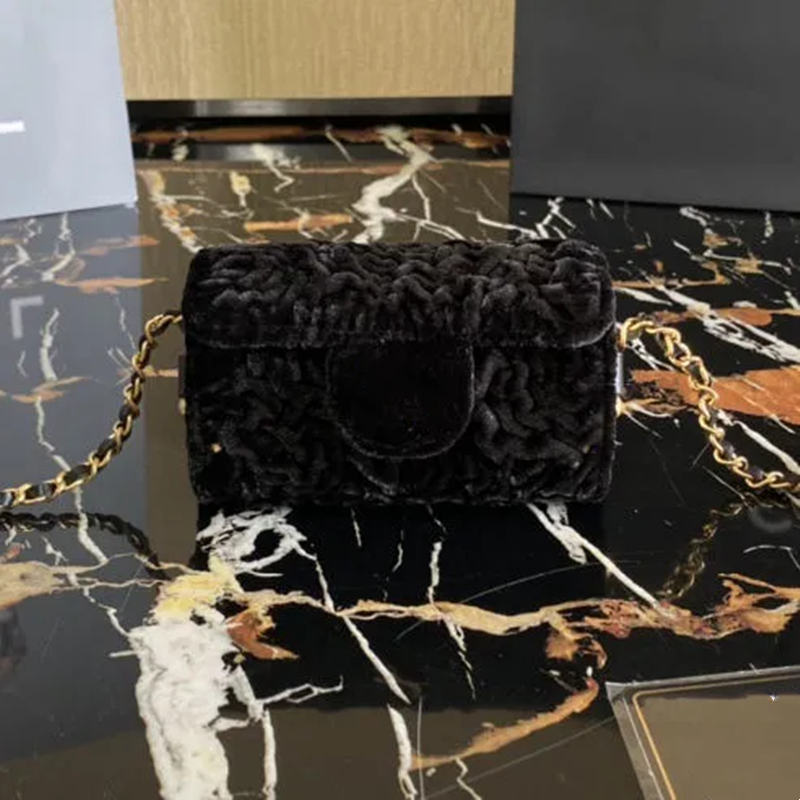 

Chain velvet Plush card bag sleeve messenger single shoulder