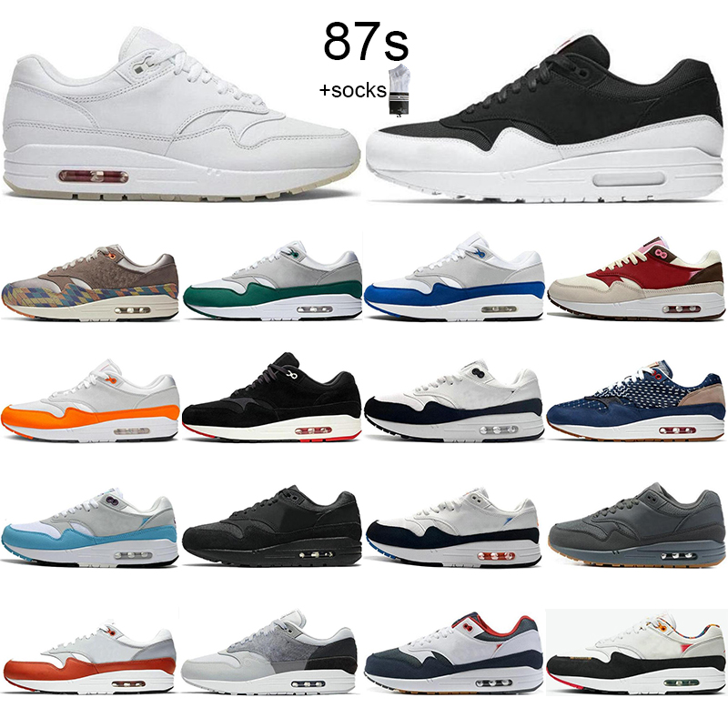 

2021 selling classic 1 one Men women 87 Running Shoes Triple Black Sports Trainers Cushion Surface Breathable 87s Mens Sport outdoor sneakers with free socks 36-45, D002 40-45