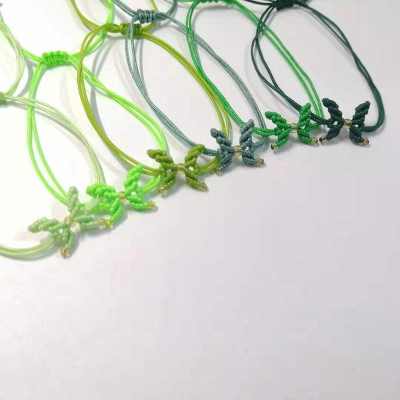

Bangle Bohemia Fashion Colorful Rainbow Lucky Cute Butterfly Red Rope Braided Bracelet Women Handmade Simple Jewelry Gifts Wholesale