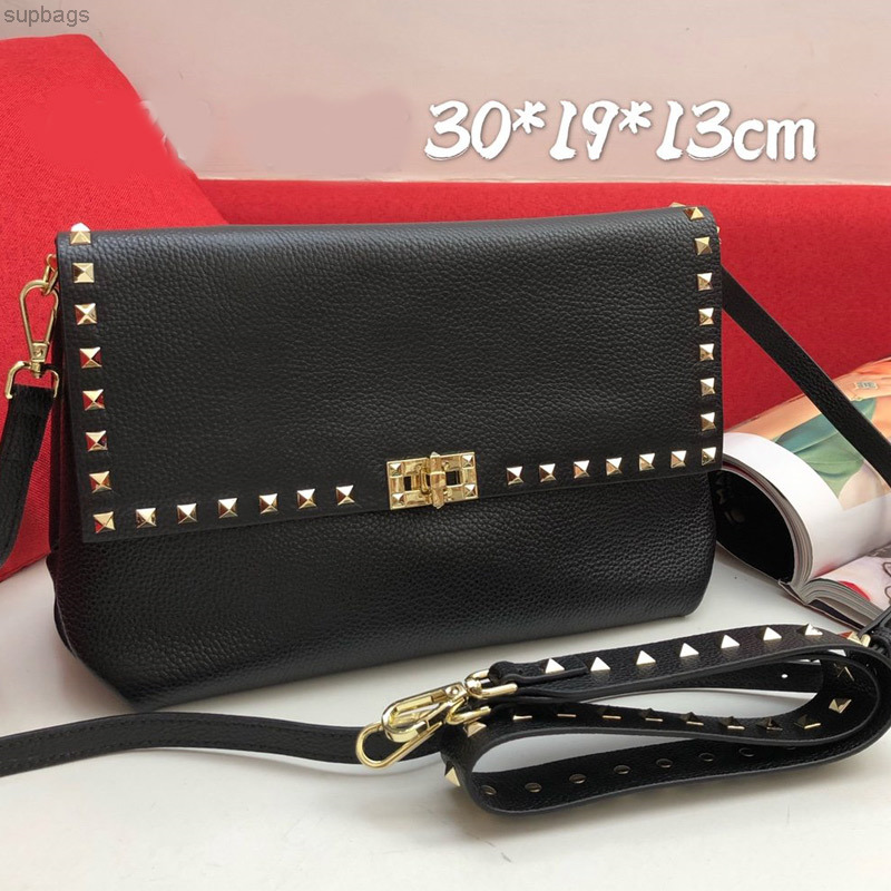 

30cm Women Stud Handbags Grain Calfskin Leather Shoulder Bag Rivet Removable Shoulder Strap Bags Spike Crossbody Bag Messenger Clutch bags B-001, No bag