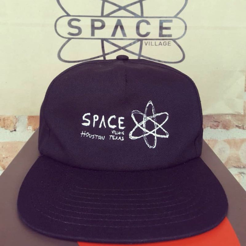 

Travis Scotts Space Village Cap Cotton Embroidery Baseball Cap for Men Women Adjustable Hip Hop Dad Hat Dropshipping 220311, Black