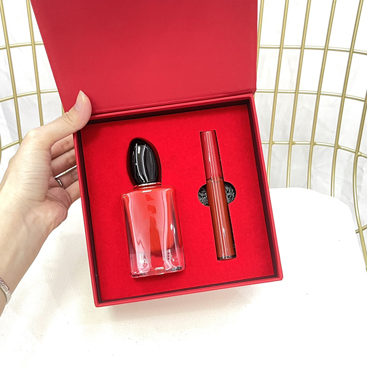 

woman perfume gift set fragrance spray 90ml & lipstick 405 suit for Holiday Present top quality and fast free delivery