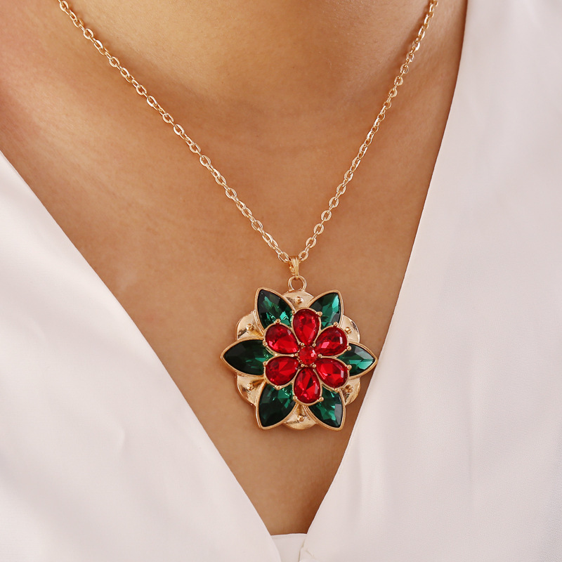 

Necklace Fashion Multilayer Alloy Flower Crystal Anastasia for Women Retro Princess Together in Paris Pendant Jewelry Wholesale, Silver