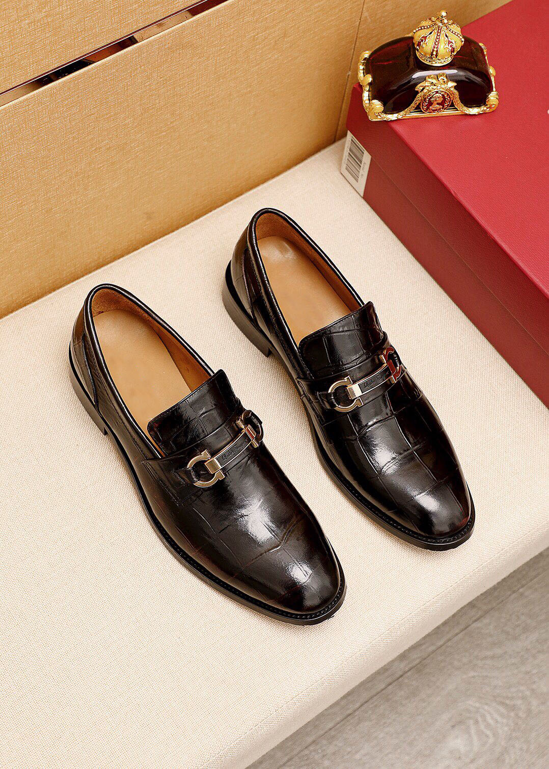 

New 2021 Mens Dress Shoes Fashion Genuine Leather Formal Oxfords Men Brand Designer Slip On Wedding Business Flats Size 38-45, Black