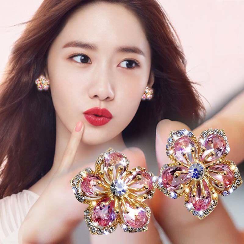 

Stud 2021 Korean Fashion Jewelry Trend Gold Plated Cute Crystal Zircon Flower Earrings Brincos Feminino Small For Women, Golden;silver