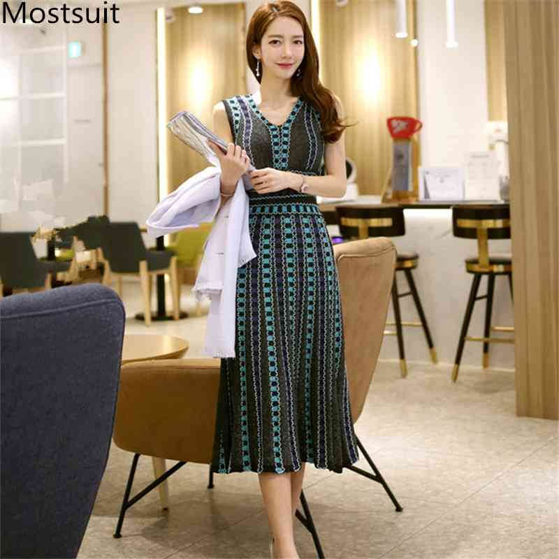

Summer Korean Knitted Jacquard Dress Women V-neck Sleeveless A-line Pleated Dresses Elegant Ladies Fashion Vestidos Femme 210518, Picture color