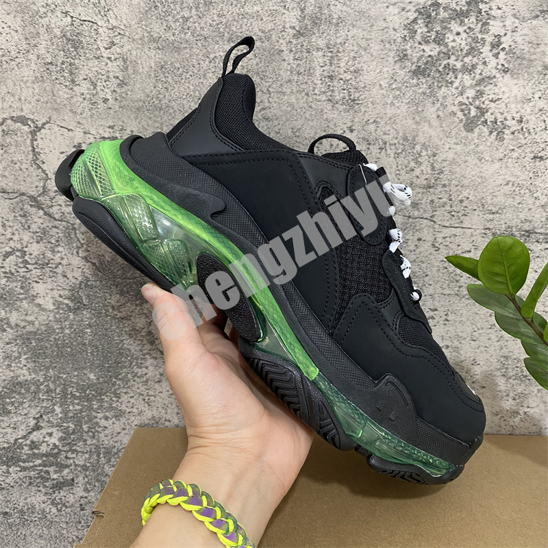 

Top Quality Men's Women's Casual Shoes White Black 17FW Air Cushion Triple S Low Make Old Combination Boots Sports Size EUR 36-43, Customize