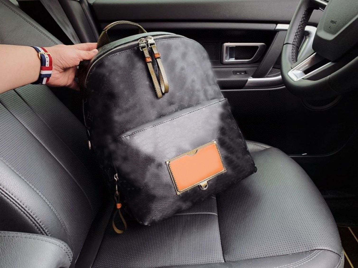 

2021 Designer Bags backpack student for men minimalism designers handbags genuine Luxurys leather double shoulder bag design handbag school Backpacks notebook