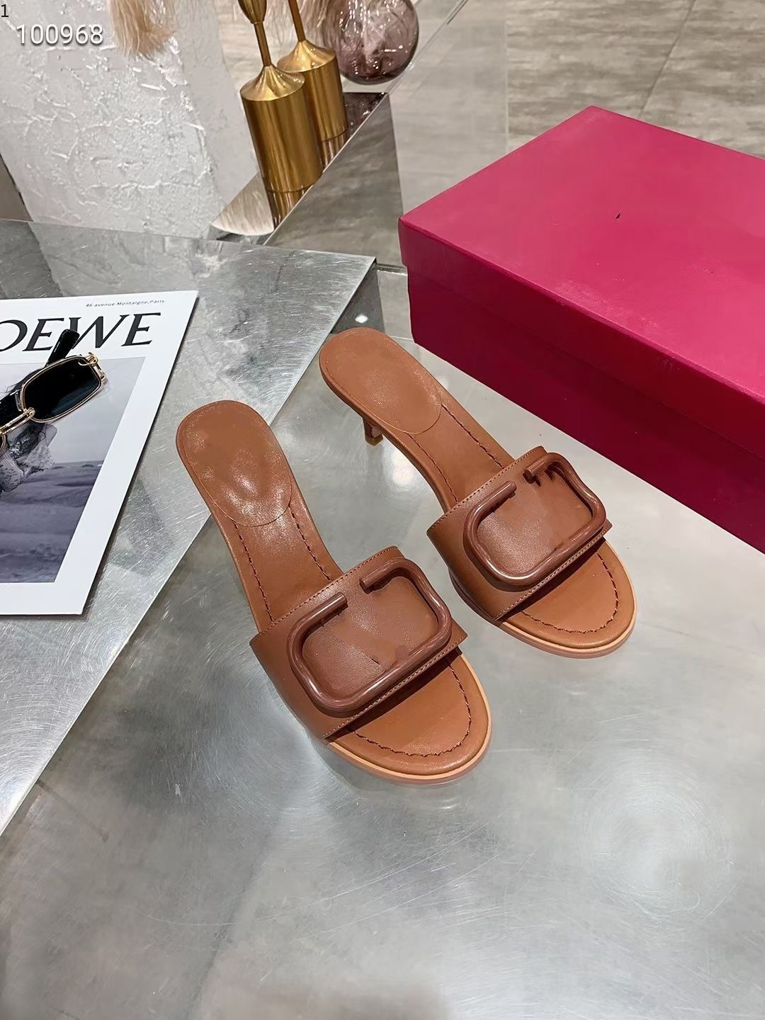 

The new 2021 matte leather slippers with square lips, open-toed flats for women in sizes 35-42