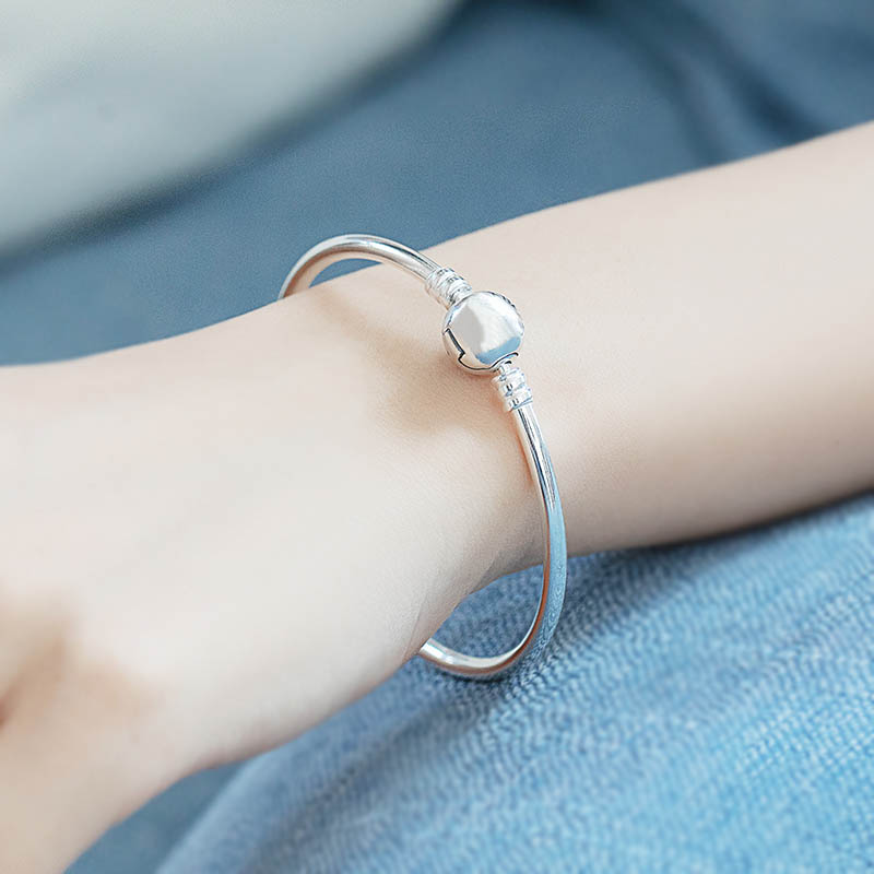 

100% 925 Sterling Silver Bangles For Women DIY Jewelry Fit Pandora Charms Heart Shape Bracelets Lady Gift With Original Box