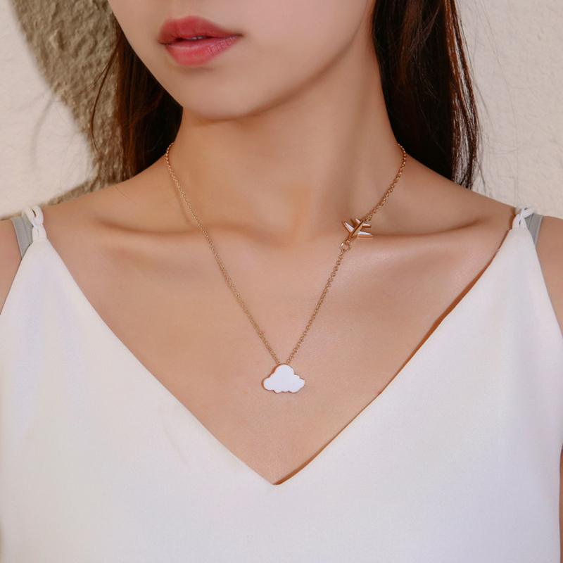 

Pendant Necklaces Fashion White Cloud Necklace For Women Short Airplane Clavicle Chain Simple Cute Cartoon 2021 Jewelry