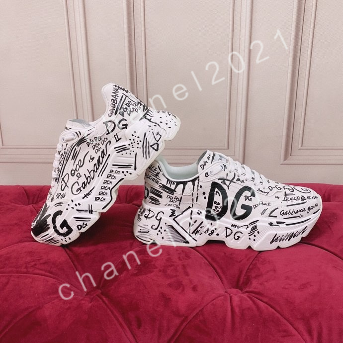 

2021 Ltaly boots classic fashion casual shoes patchwork trendy sneakers punk rivet low-top mens women leather skateboard sports shoe 35-45, 06