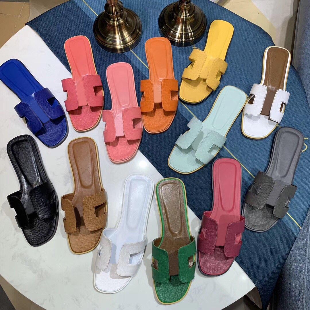 

2021 designer Classic Flat Leather Bath beach sandals slippers slides shoes woman slipper luxury Summer lady Cartoon Big Head Slide Large size 35-42, 37