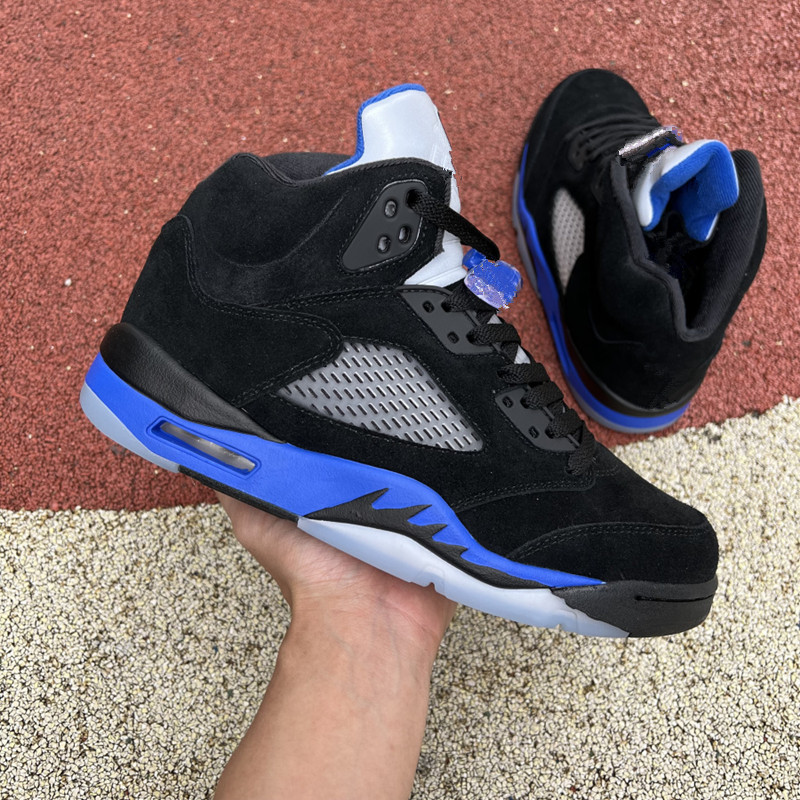

Race Blue Men High Basketball Shoes 5s Mens Bluebird UNC Jumpman 5 2021 Black Muslin White trainers sneakers sports CT4838-004