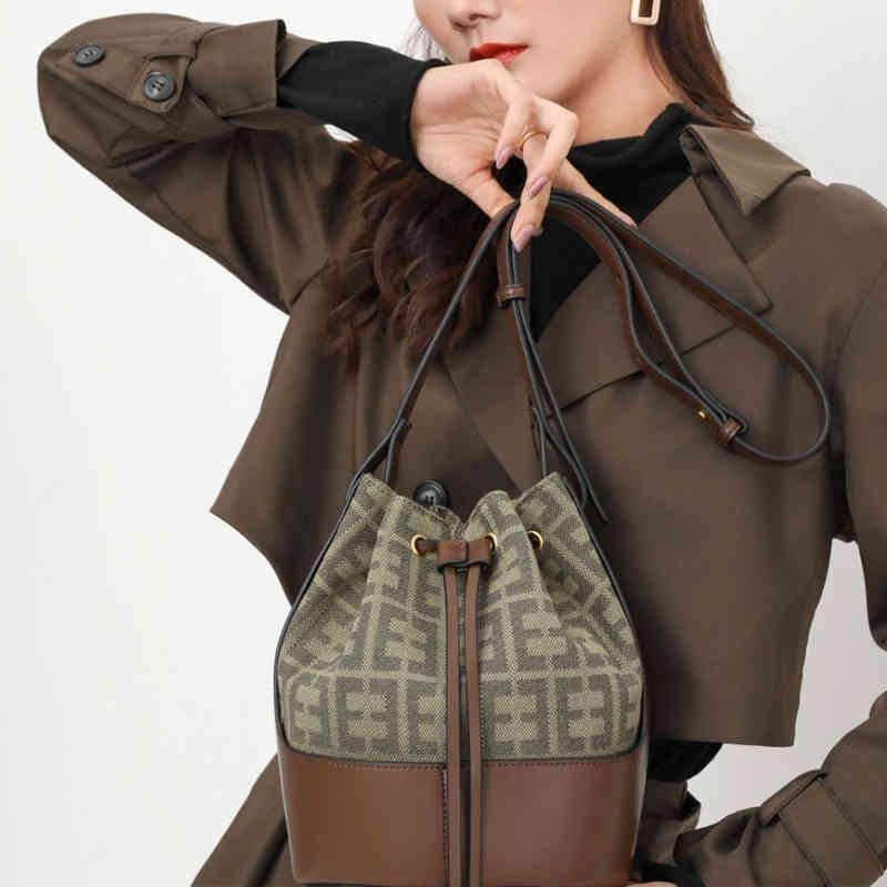 

New women's Messenger Bag Canvas drawstring bucket bag semi-circular fashion Single Shoulder Purse_Outlet_1JMV, Green