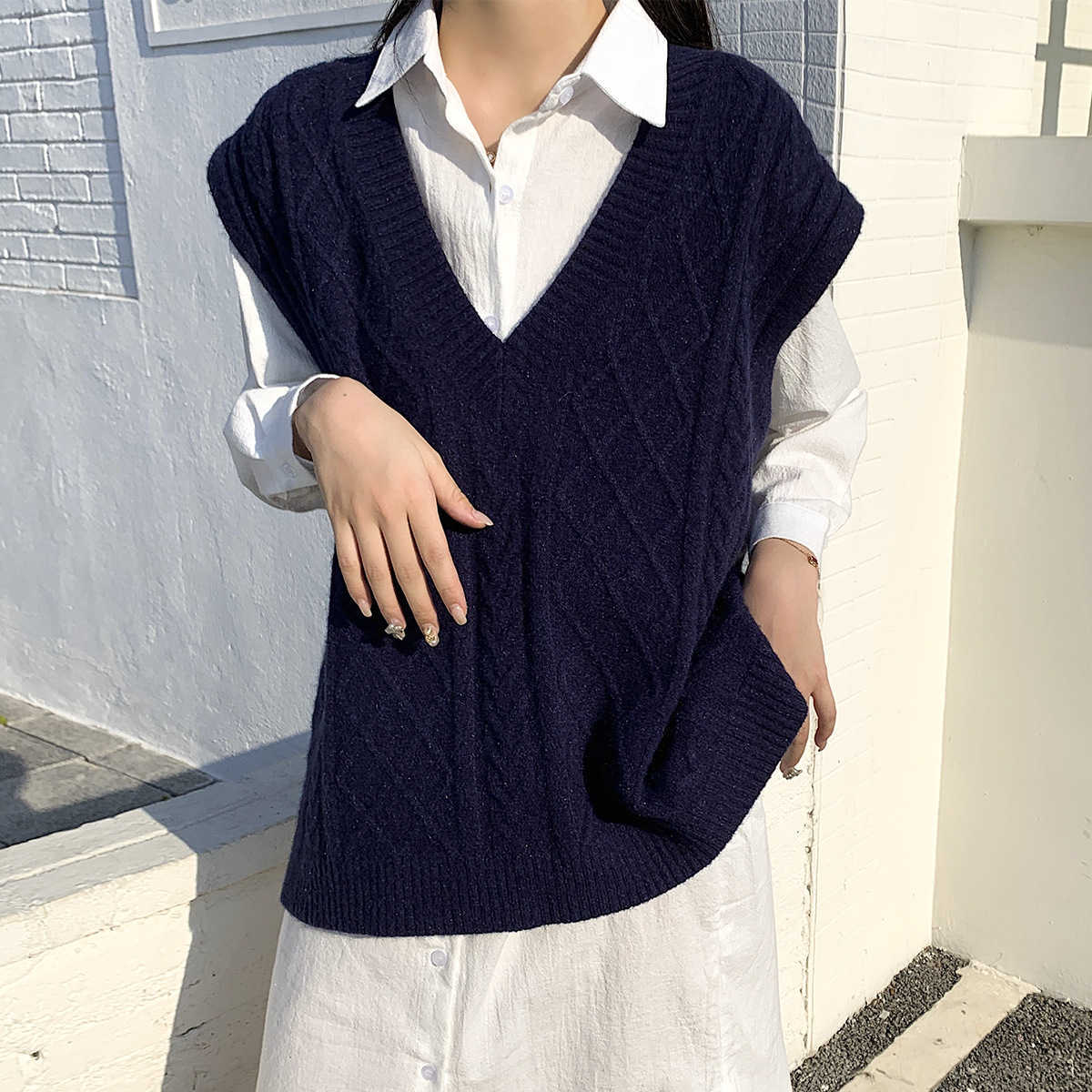 

Women Fashion Oversized Knitted Vest Sweater Vintage Sleeveless Side Vents Female Waistcoat Chic Tops 210607, Blue