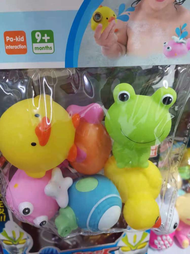 

Baby toys bathing baby yellow duck swimming duckling children kneading music boys and girls splashing water