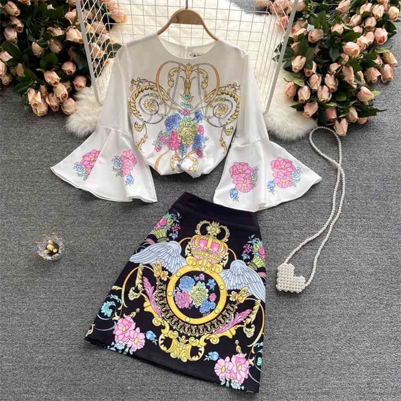 

Vintage Printted Two piece set omen Summer O-neck Flare sleeve Blouse Shirt and Black Print A-line Mini Skirts Suits 210602, White