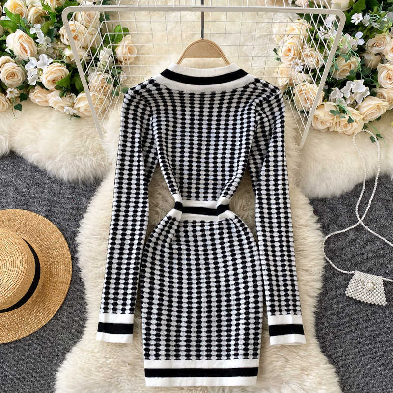

Foamlina New Chic Knitted Dress Women Fashion Deep V-Neck Long Sleeve Slim Fit Geometric Pattern Mini Bodycon Sexy Party Dress Y0603, Black