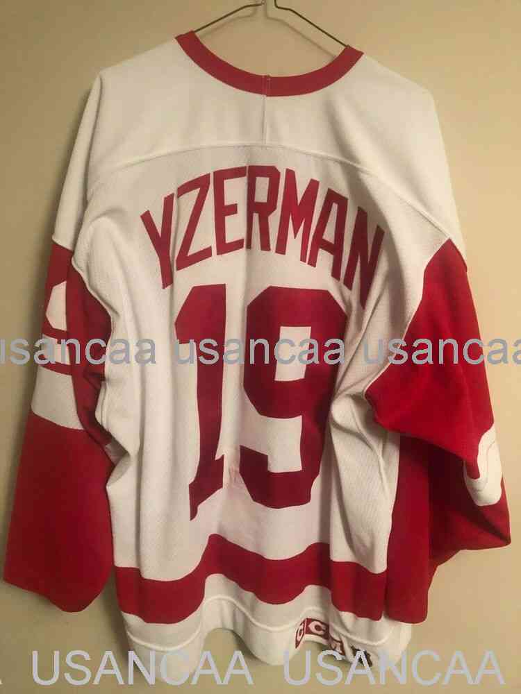

Embroidery STEVE YZERMAN Detroit Red Wings Vintage Hockey Jersey CCM Custom any number name, White