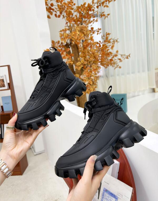 

2022 Arrival Men Cloudbust shoes Thunder Knit Sneakers Luxury Designer Oversize Sneaker Light Rubber Sole 3D Trainers Womens Big with box, Color 9