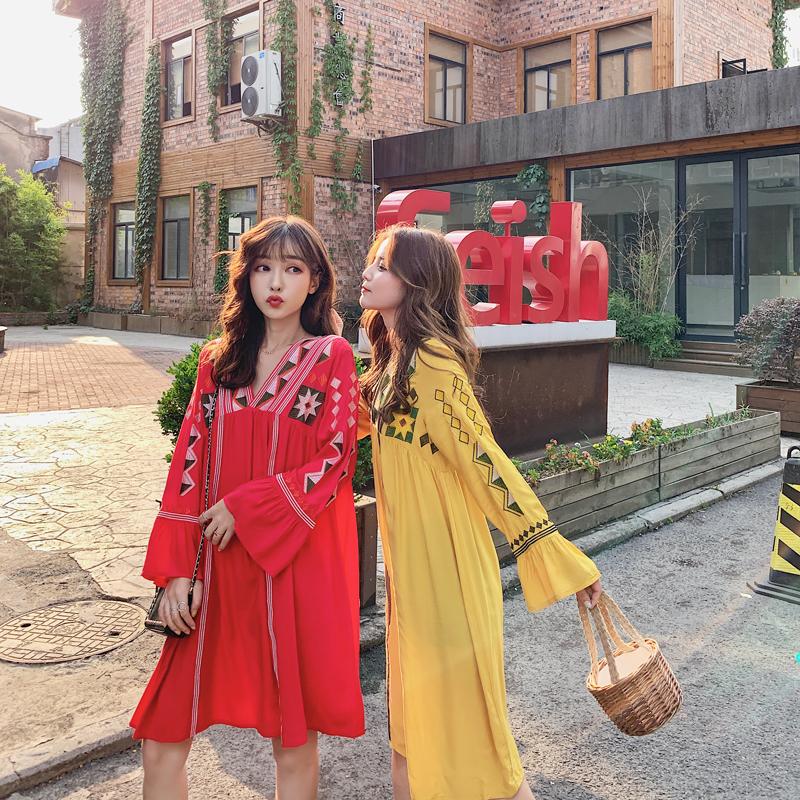 

Casual Dresses Video Scene Shooting Gypsy Folk Embroidery Dress Holiday Travel Wind Web Celebrity Girlfriends Big Yards, Red