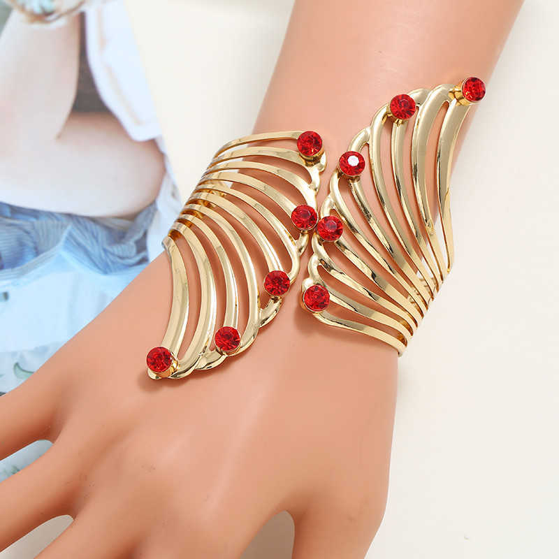 

Lnrnan 2019 New Fashion Jewelry Cuff Gold Open Metal Bangle Hollow Bracelet for Women Bracelets Female Clothing Accessories Q0719