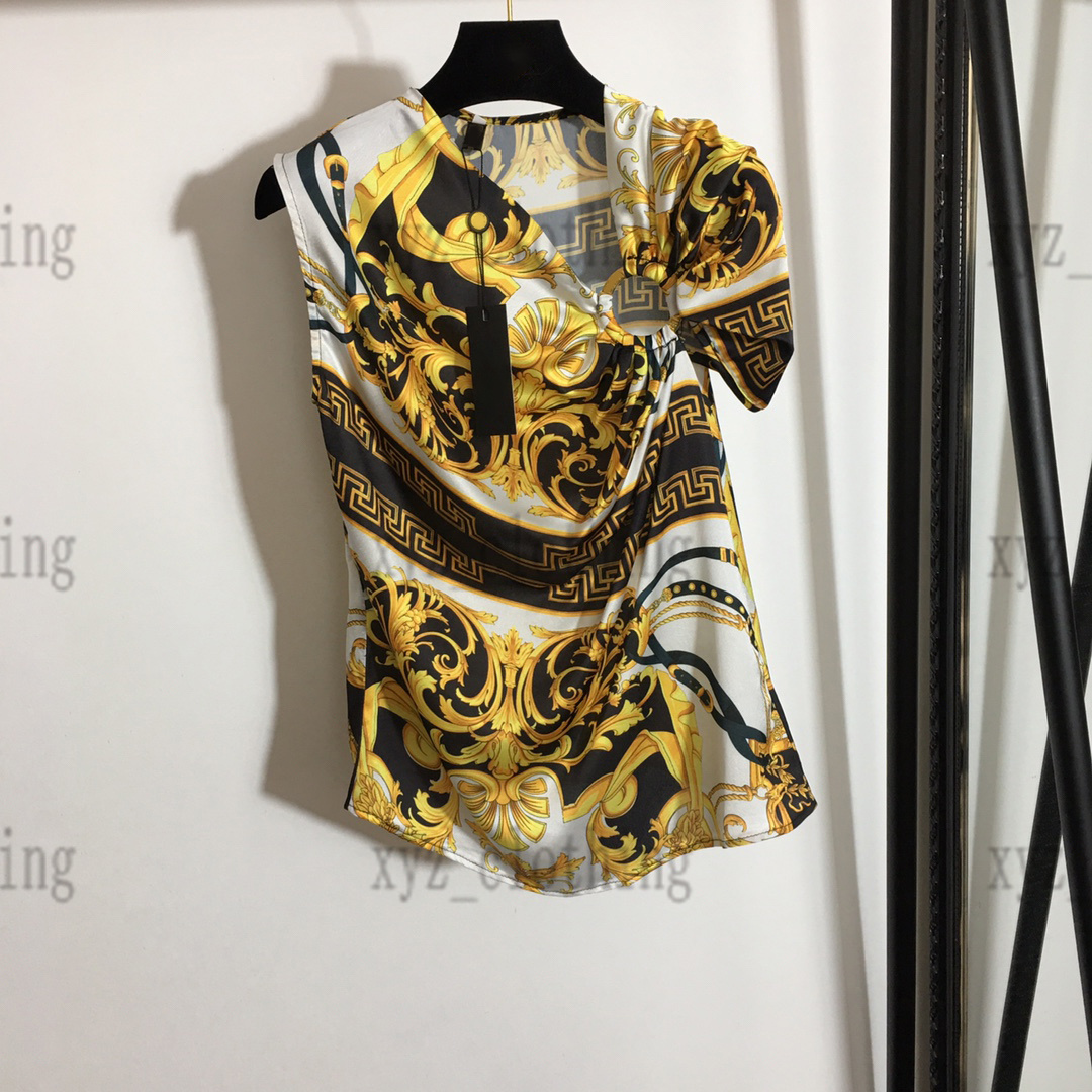 

2022 vintage print new t shirt metal buttons summer women bodysuit t-shirts vest shirts brand designers womens t-shirts letters slim fit printing sexy t-shirt size SML, Green