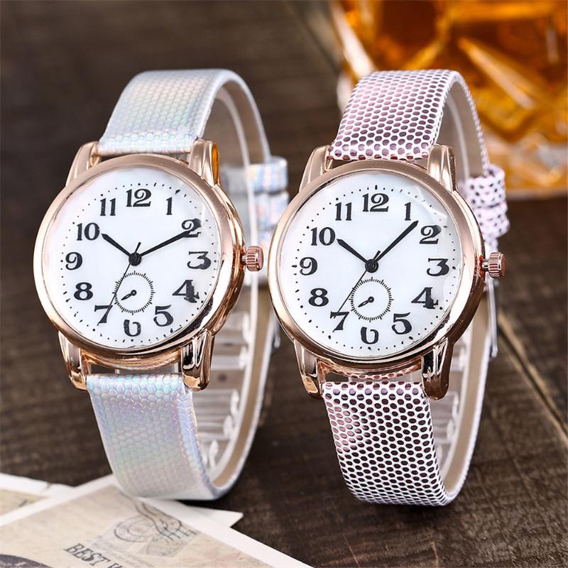 

Wristwatches Vansvar Women Wrist Watches Casual Quartz Plastic Leather Band Analog Watch Female Small Relogio Feminino