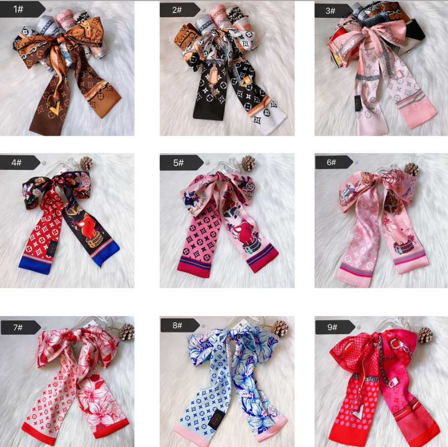 

Ladies Fashion Luxury Brand Designer 19 Styles Letters Cartoon Print Headscarves High Quality Silk Tie Headwear Elegant Accessories for Girls