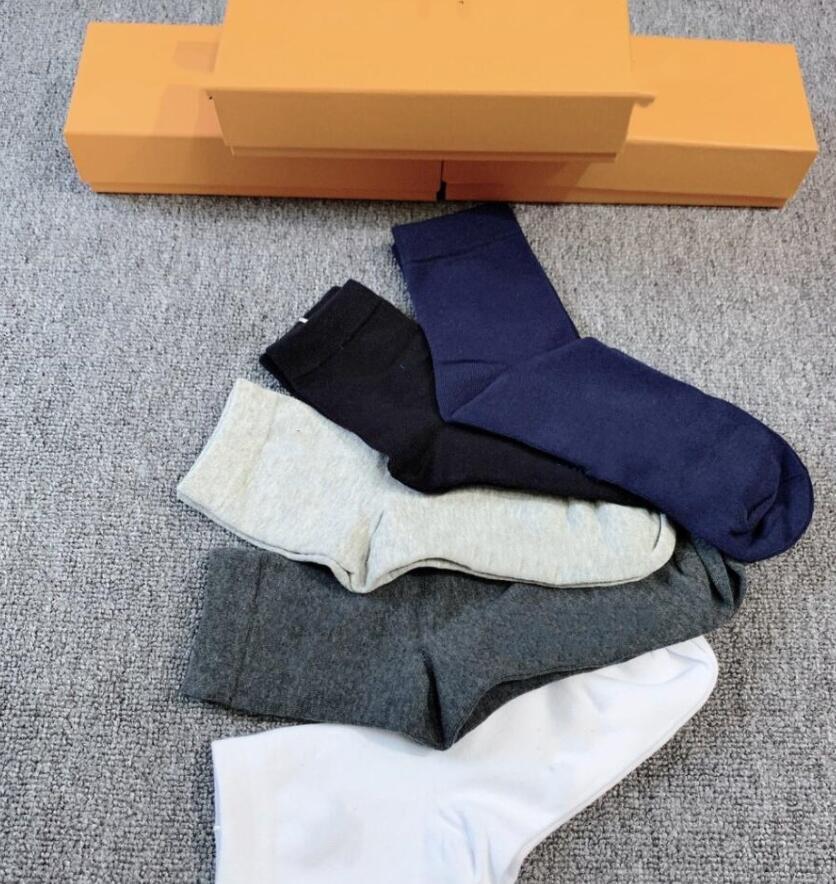 

Mens Womens sport socks 100% Cotton wholesale Couple 5 colors sock long and tube-shaped With yellow box Men's Long Sports Women's High Socks, Five pairs/mixed