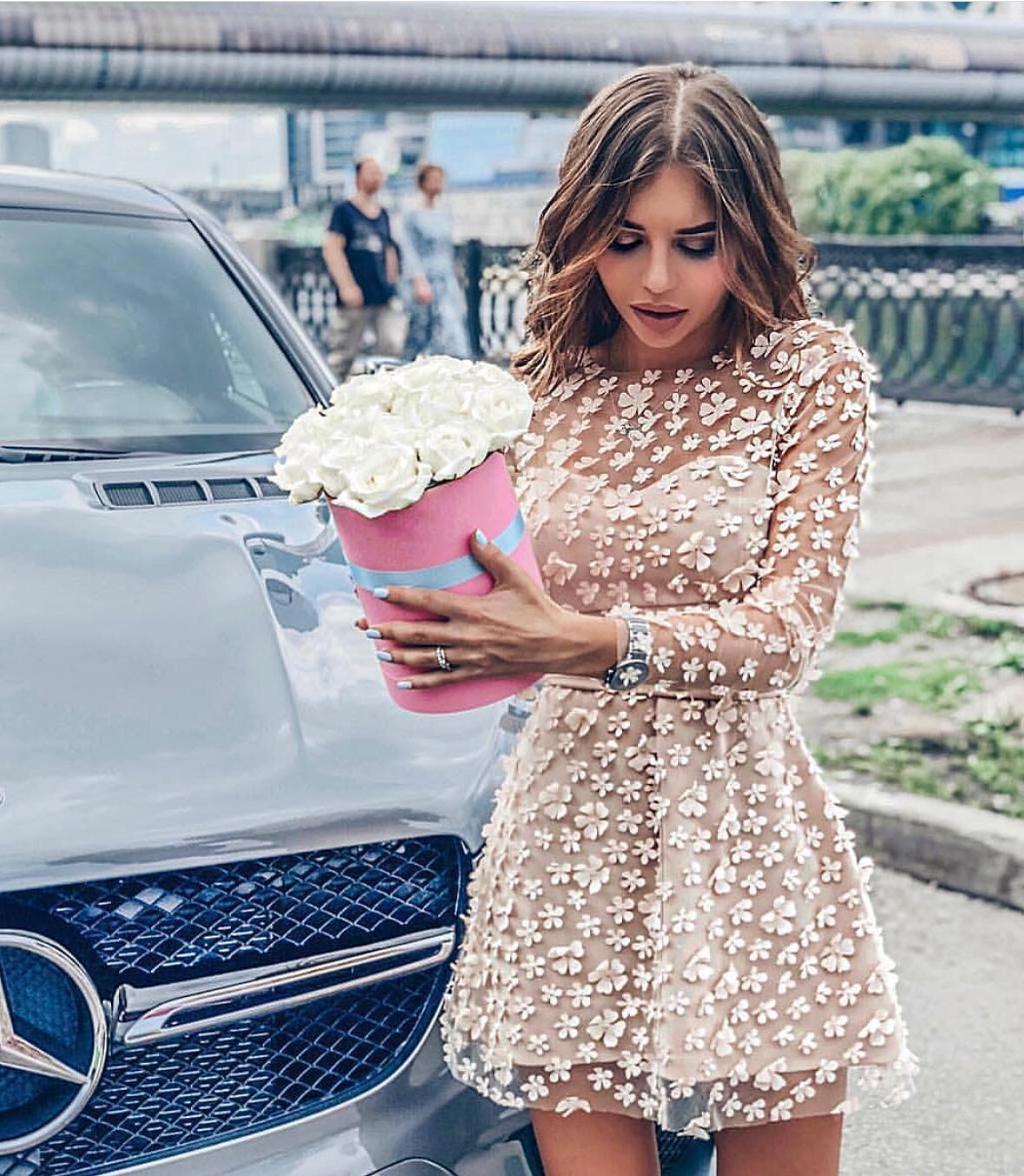 

2020 New design fashion women's elegant o-neck long sleeve gauze perspective 3D flowers patchwork sashes slim waist party dress vestidos, White;black