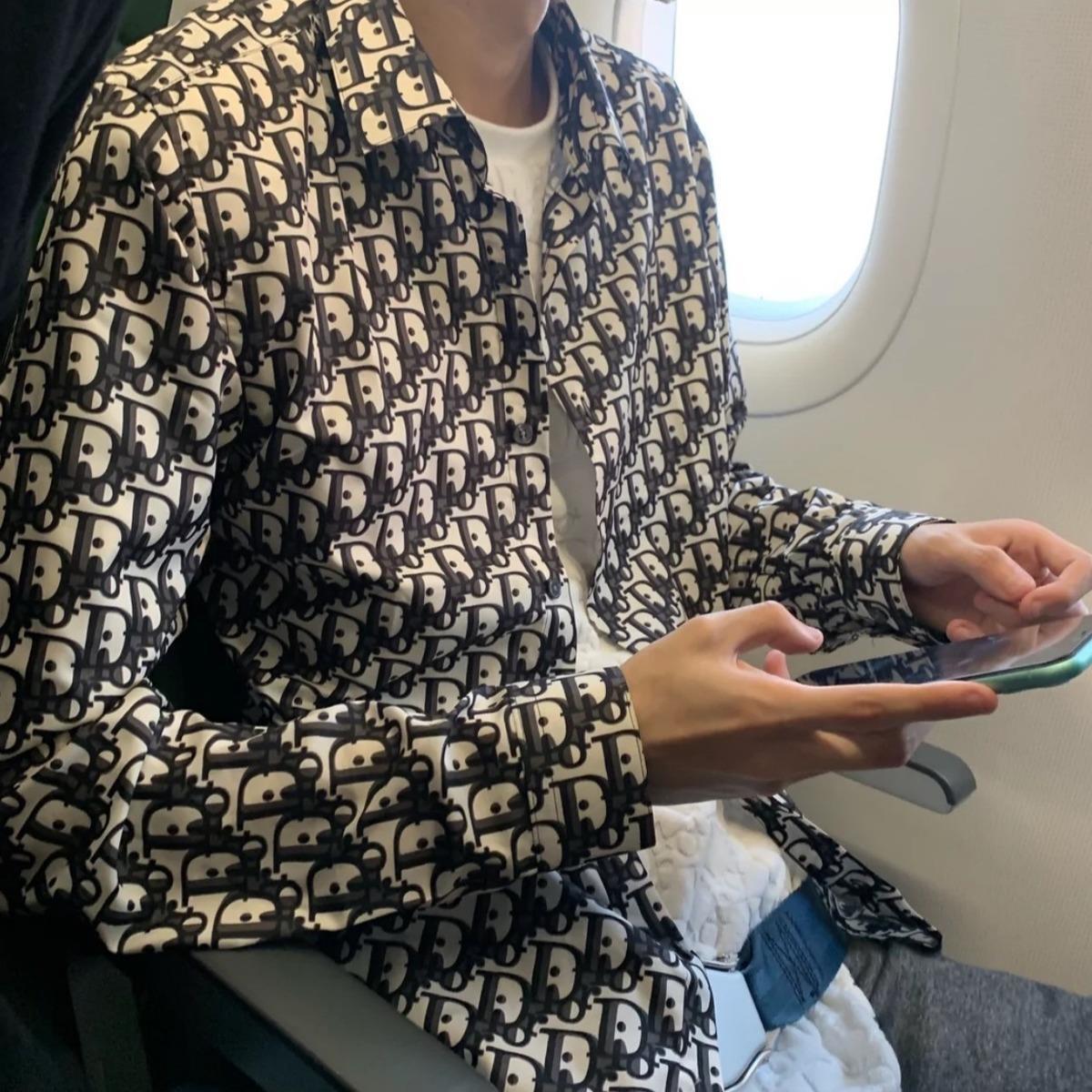 

summer Men's summer, Korean style, Kwai Shuai, white shirt, men, society, quick hands, red men and the same., White;black