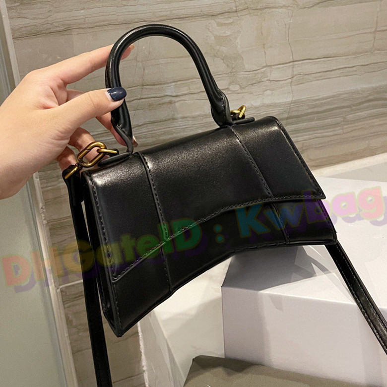 

2021ins Lady Fashion Shoulder Bags Must-have Luxury Designers Handbags Top quality Leather Black Cross Body handbag women Totes bag Clutch Purse Wallet Hobos Pocket, No bags