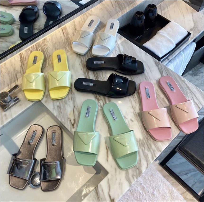 

2021 Wholesale Flat Mules Slipper Women Slides Sandals Designer Shoes Black Pink White Leather Flip Flops
