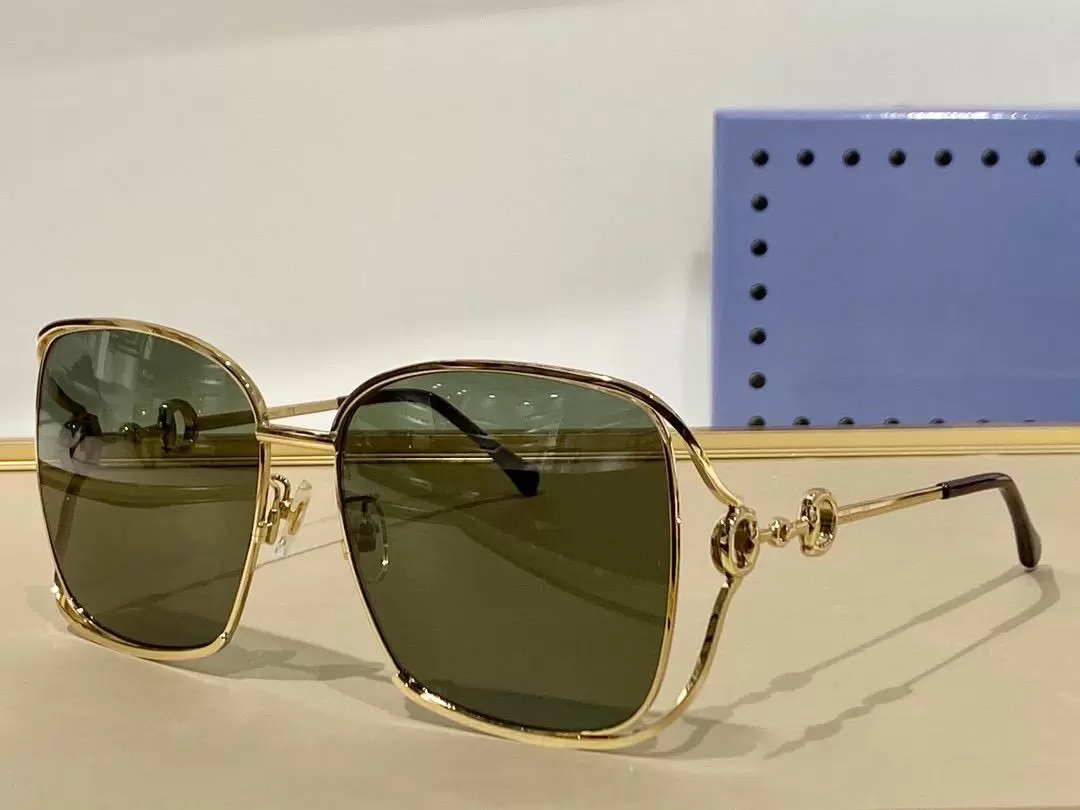 

sunglasses For Men and Women Designer Summer style 1020 Anti-Ultraviolet Retro Plate Square Full frame fashion Random Box