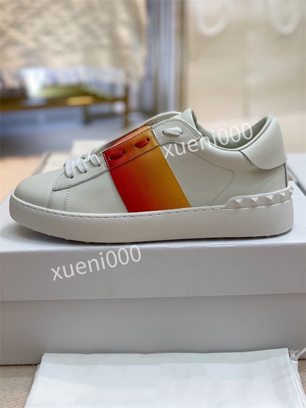 

2021 fashion Arrival mens casual shoes Top quality sneakers boys luxury Sheepskin insole model driving Trainers size35-45, Choose the color