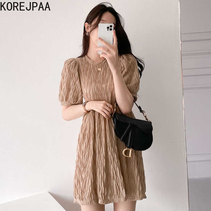 

Korejpaa Women Dress Summer Korean Chic Ladies Retro Round Neck Pleated Texture Design High Waist Puff Sleeve Vestidos 210526, Khaki