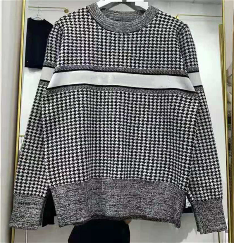 

Women Sweater Wool Knits SweatshirtsTees Animal Pattern Round Neck With Letter Striped Necks Lady Slim Sweaters Long SleeveShirts Spring Autumn Style Size -XL, Brown