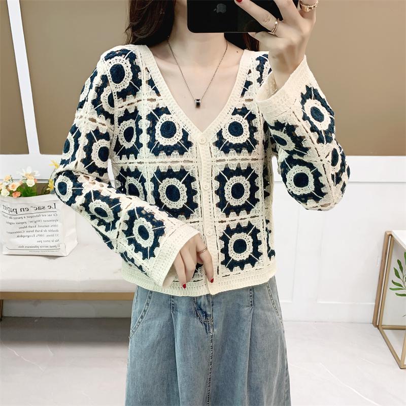

Women's Knits & Tees Retro Long-Sleeved Knitted Cardigan For Women 2021 Early Autumn Short Korean Style V-neck Western Hollow Crocheted, White