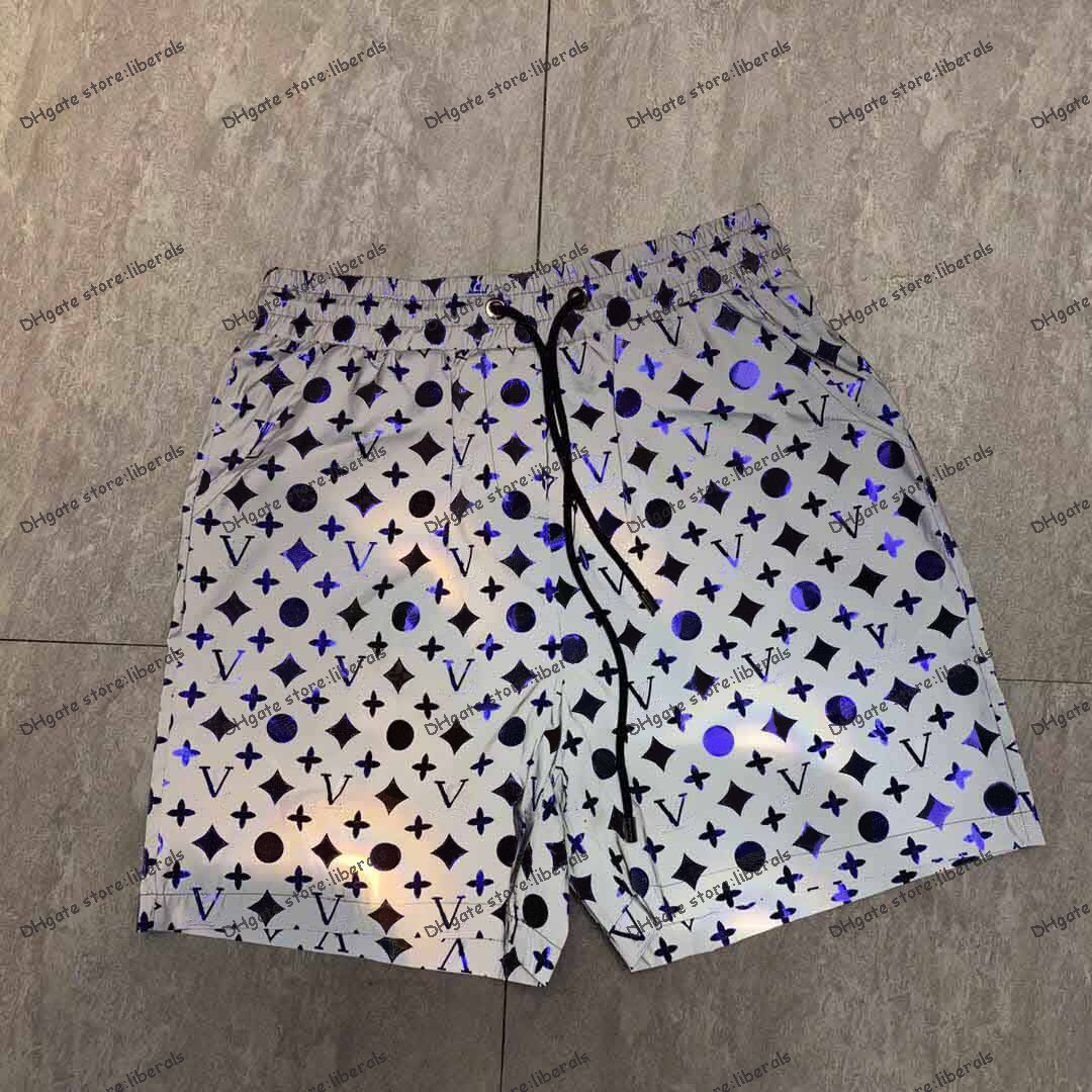 

21SS Fashion Mens Designers shorts Quick Drying SwimWear Printing Board Beach Pants Men Swim Short Size M-XXXL, White;black