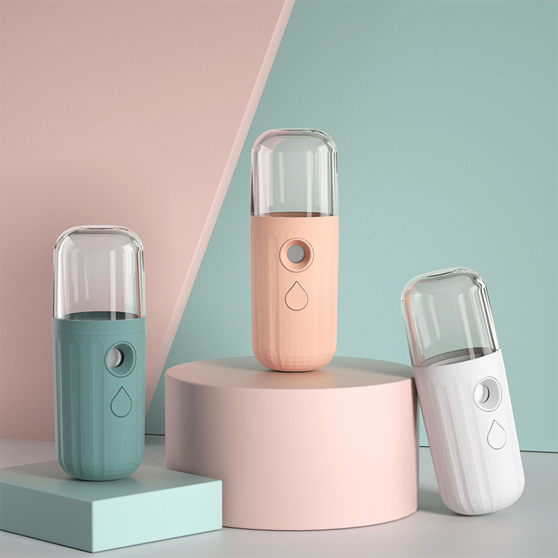 

30ml Nano Mist Sprayer Novelty Lighting Portable Mini Handheld Summer Moisturing Facial Face Steamer Humidifier Cool-Mist Spray Beauty Skin Care