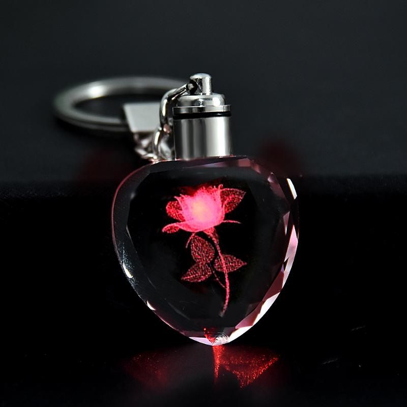 

Keychains Fashion Rose Flower Pattern Love Shape Crystal Rhinestone LED Light Keychain Colorful Fairy Lover Key Chain Keyring Jewelry