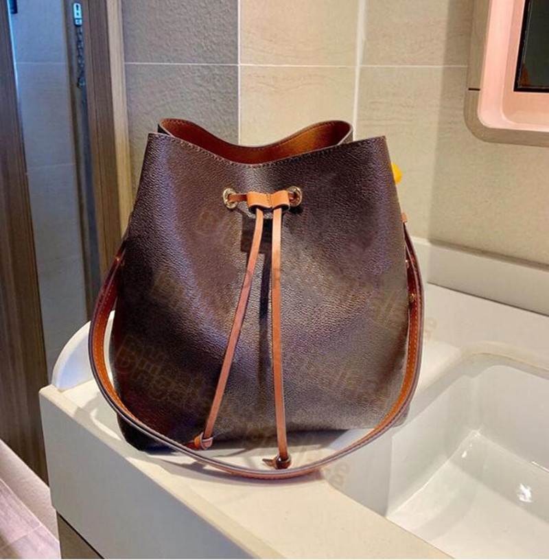 

Classic 2021 Luxurys Designers Bags Drawstring Bag Bucket Handbags String Shoulder Letter Florals Women Totes Fashion Leather CrossBody Clutch bagpalace, No bags