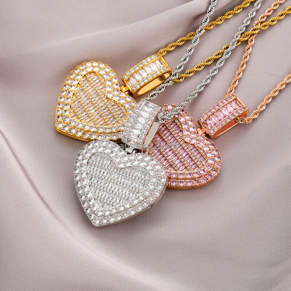 

18k Gold Heart Necklace Locket Bling Cubic Zircon Jewelry Set Photo Frame Openable Love Diamond Hip Hop Necklaces Women Girl Gift Fashion Will and Sandy Dropship