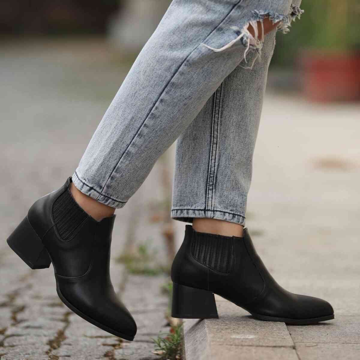

boots Felicity Black Boots