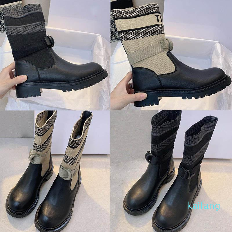 

2021 The latest autumn Winter electronic embroidery matching color letters logo round head middle boots for women