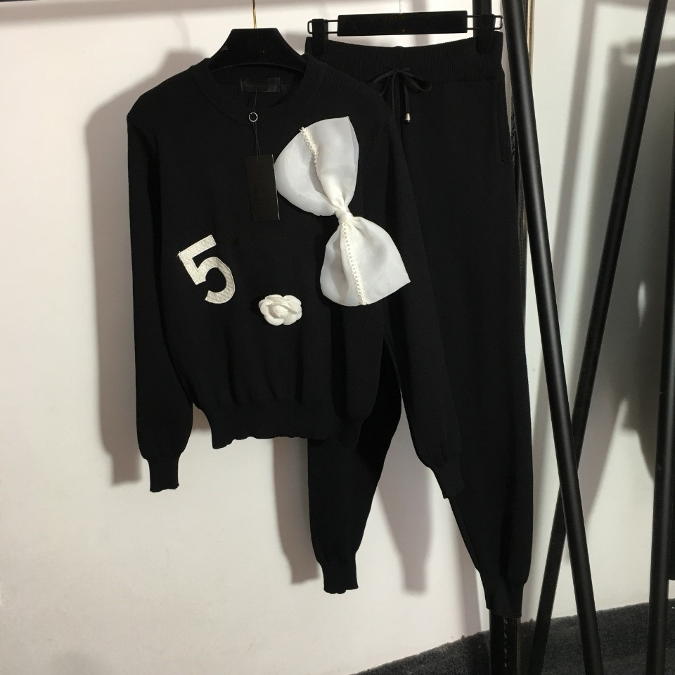 

Women's Two Piece Pants Knitted Suit With Nail Drill Letter Bowknot Round Collar Long Sleeve Knit Sweater Elastic Waist Casual Set, Extra shipping cost