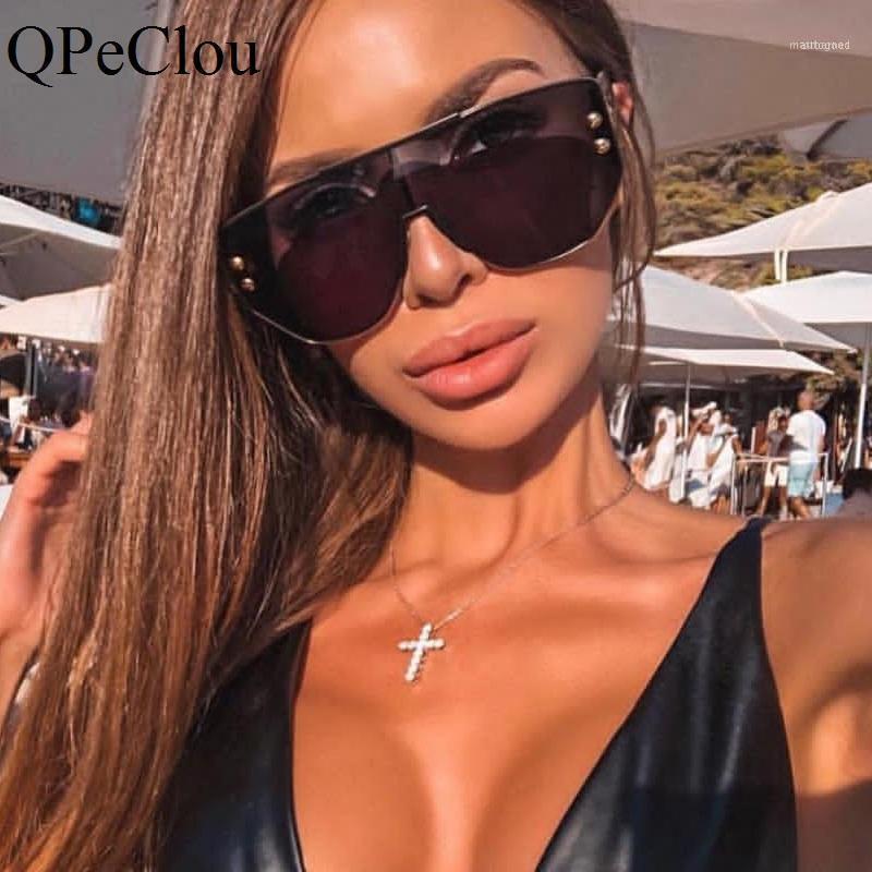 

Sunglasses QPeClou 2021 Oversized Women Vintage One Piece Goggles Men Sun Glasses For Man Square Lunettes Feminino1