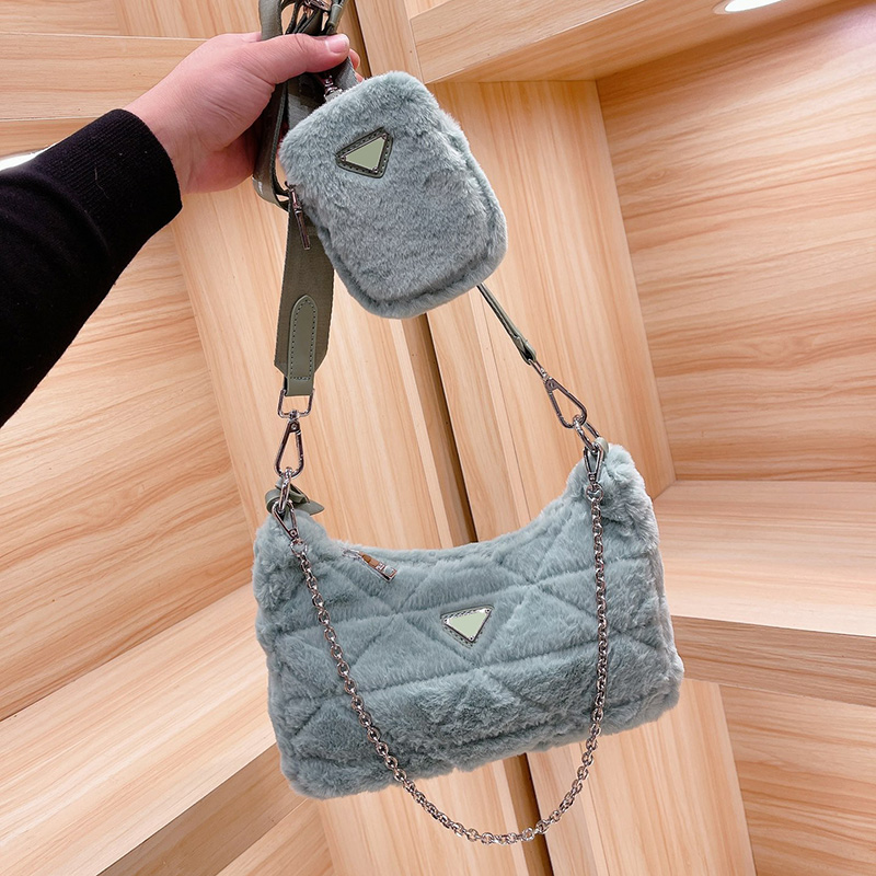 

Designer Women Hobo Lambswool Crossbody Bag Luxurys Designers Bags Italy Milano Brand Lambs Wool Half Moon Fur Plush Woolen Shoulder Handbag, Make up the difference